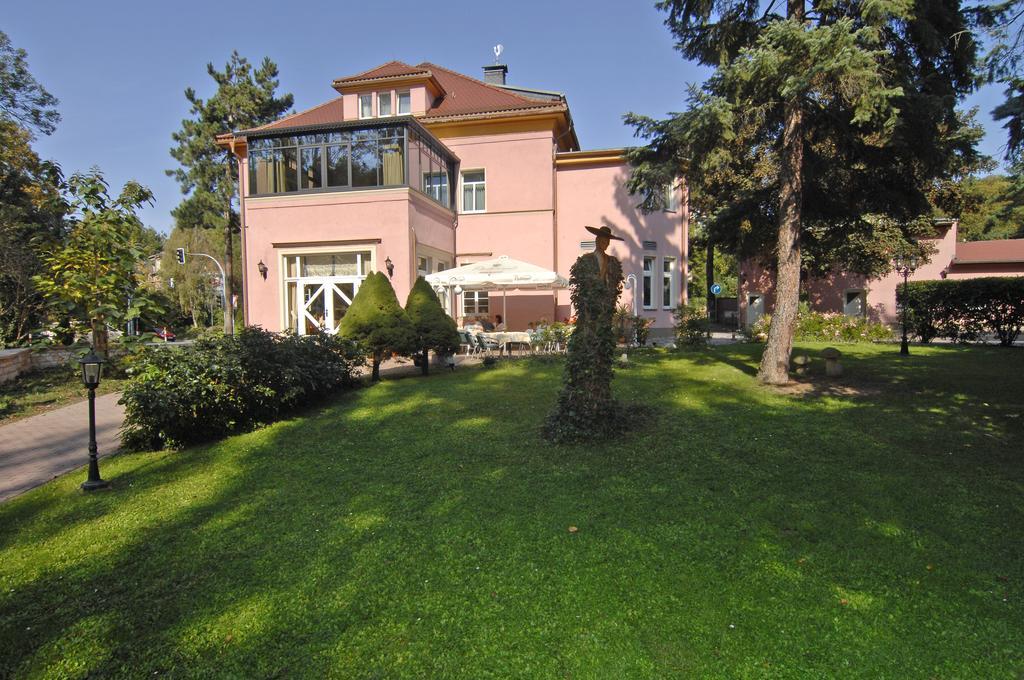 Parkhotel Gueldene Berge Weissenfels Exterior foto