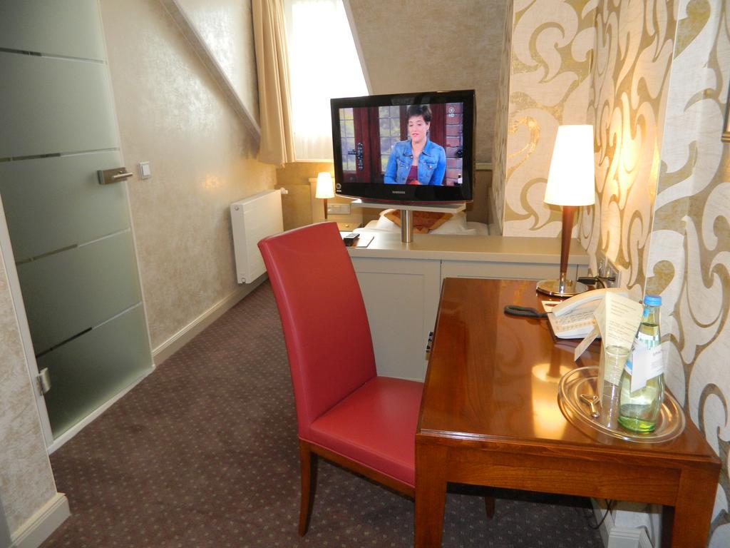 Parkhotel Gueldene Berge Weissenfels Quarto foto